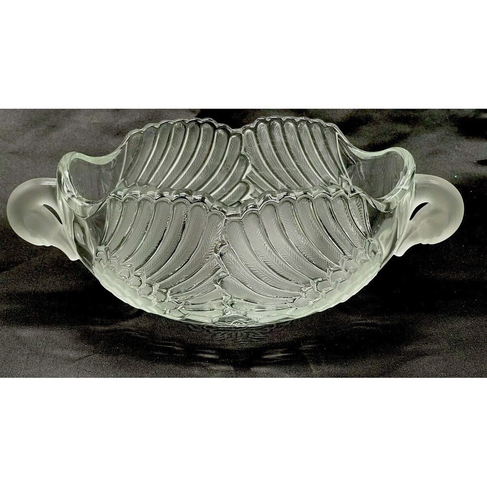 Vintage Mikasa Walther Crystal Frosted Swan Bowl - Crafted in West Germany